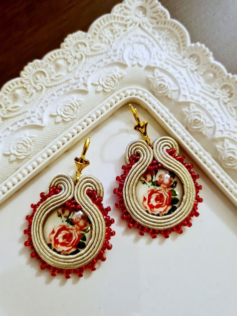 Cercei handmade soutache