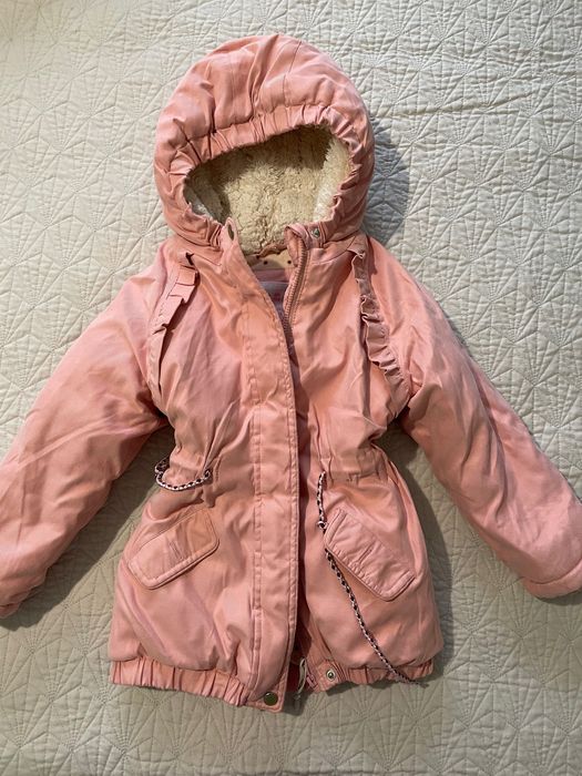 Теплая куртка для девочки