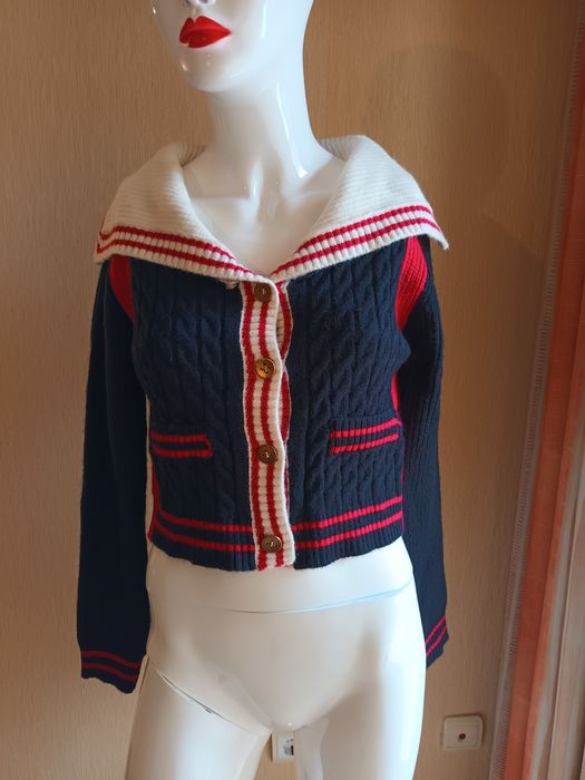 Dior Prada Saint Laurent Chanel пуловери