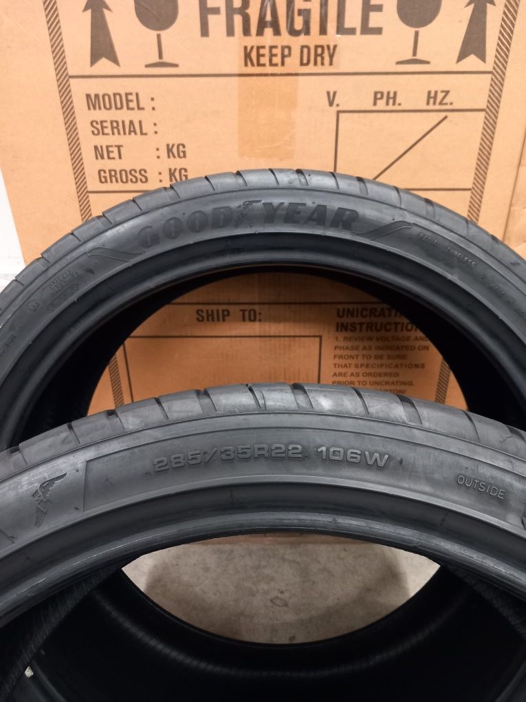 315/30ZR22, 295/30ZR22, 285/35R22, 295/40R21  Джипови гуми по 2бр.