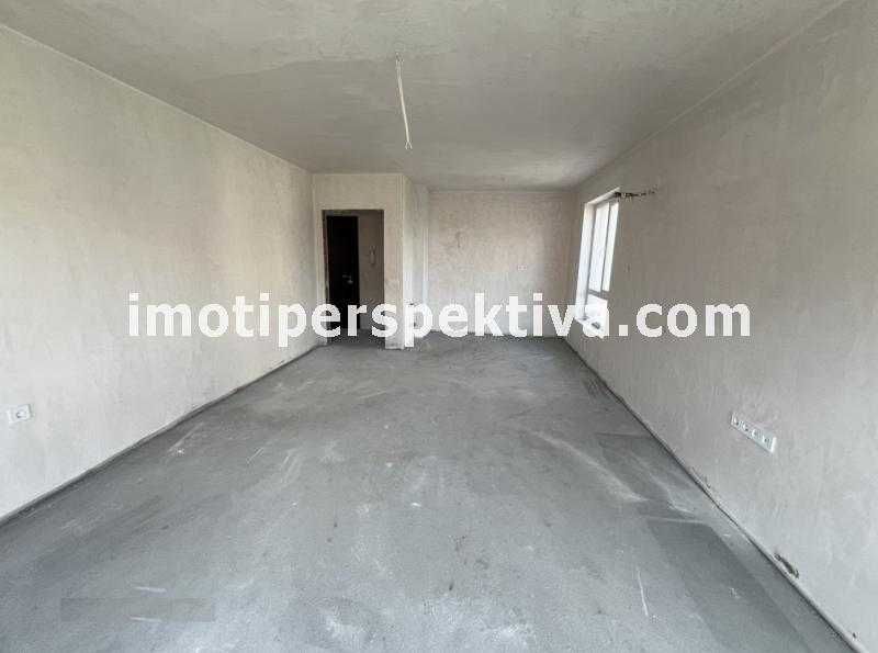 Продава се Тристаен апартамент в Пловдив, Център - 86 кв.м за 2109 €/кв.м - Снимка #1