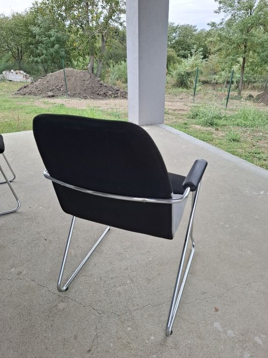 Vand scaune (13 bucati)