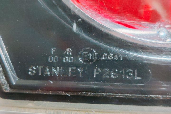 Stop  Stanga  P2913L Mazda 3 BK