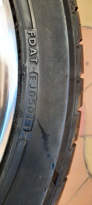 Janta aliaj 17 / 7J / 5 prezoane cu anvelopa 245 / 45/ R17 Yokohoma