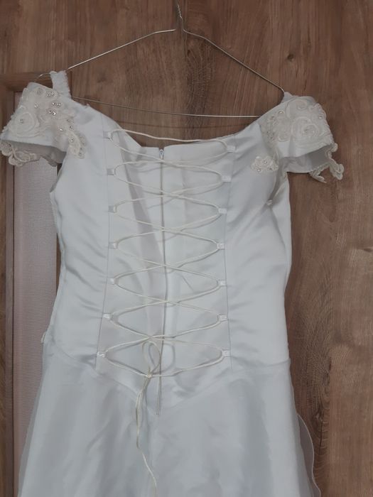 Rochie de mireasa marimea 46