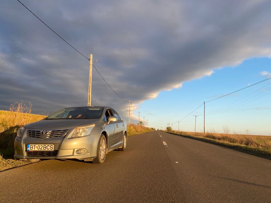 Toyota Avensis 1,8 vvti benzina impecabila