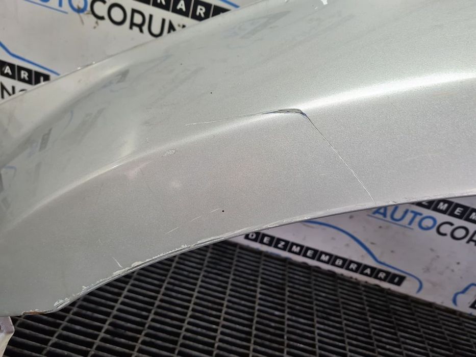 Aripa Stanga Fata Suzuki Grand Vitara 2006 - 2012 2 Usi ARGINTIU (966) ZGÂRIATA