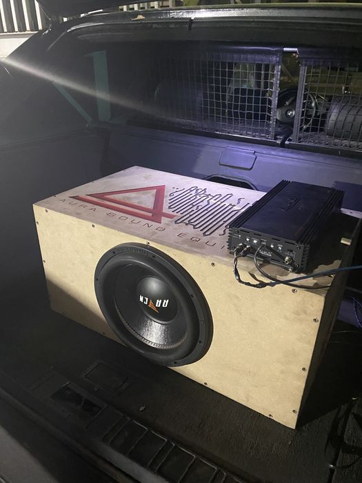 Продам саббуфер в хорошем состоянии