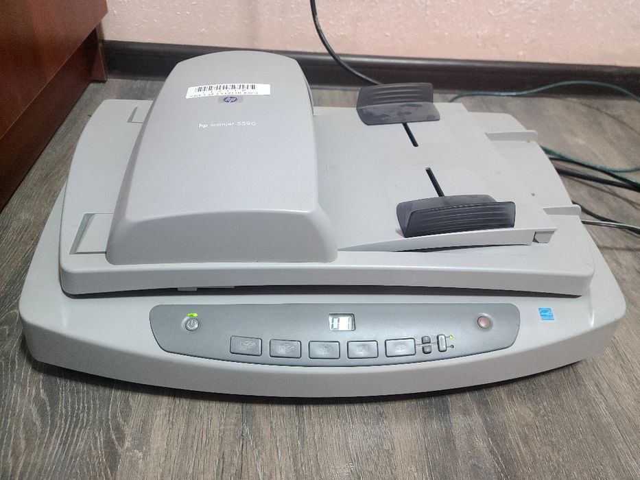 HP scanjet 5590 sotiladi