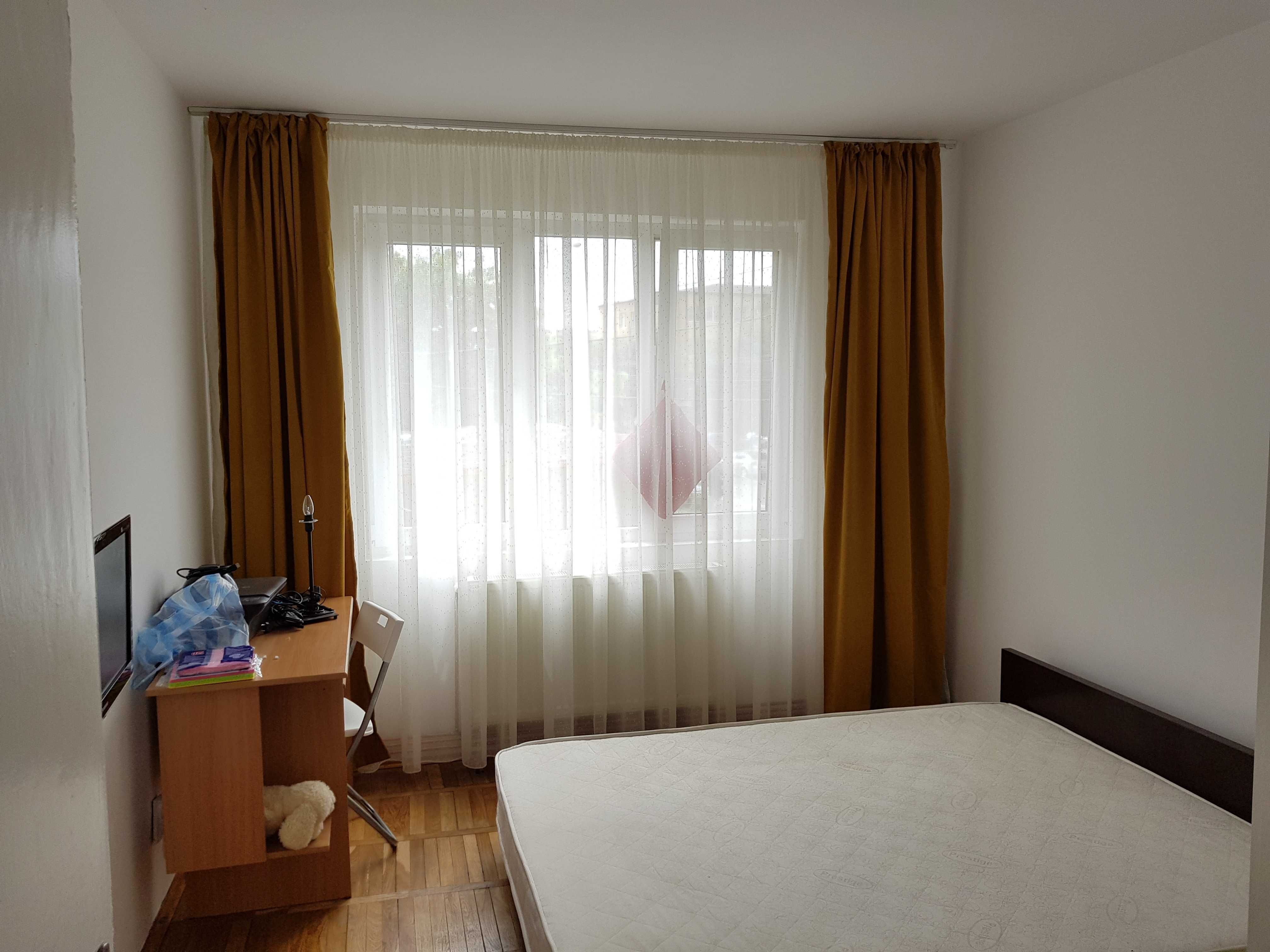 Vând apartament 2 camere decomandat