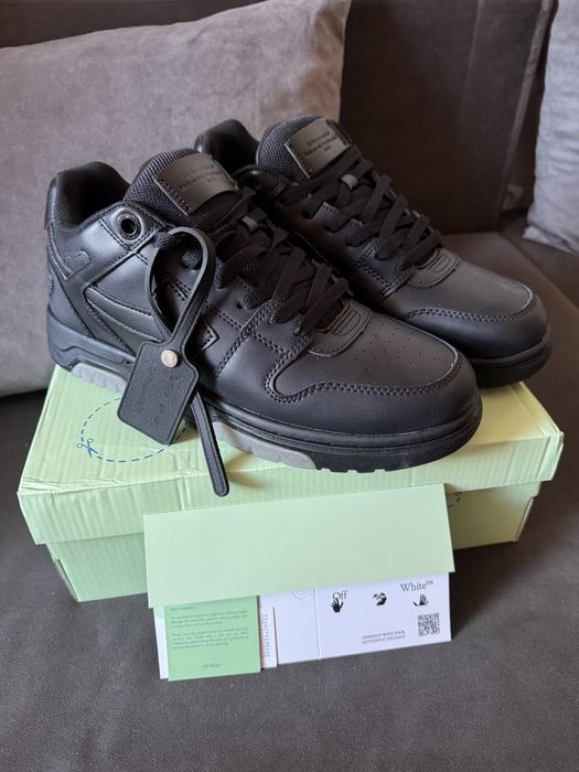 Adidasi Off-White Out Of Office