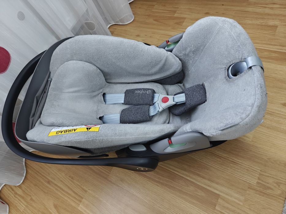 Scoica  Cybex  Cloud T Plus i-Size
