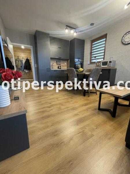 Продава се Двустаен апартамент в Пловдив, Кючук Париж - 68 кв.м за 1986 €/кв.м - Снимка #2