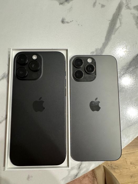 Продам два 16 про мах айфона