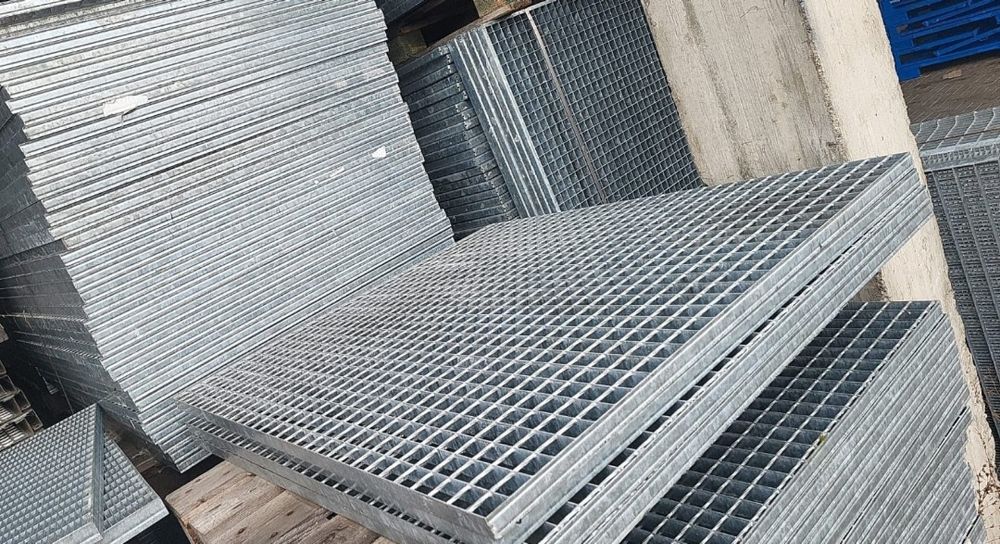 Grătare zincate galvanizate