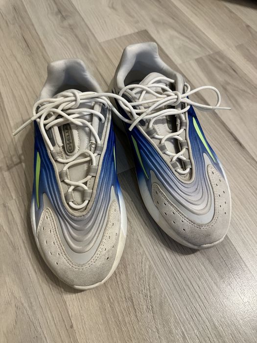 Vand  incaltaminte marca Adidas marime 38