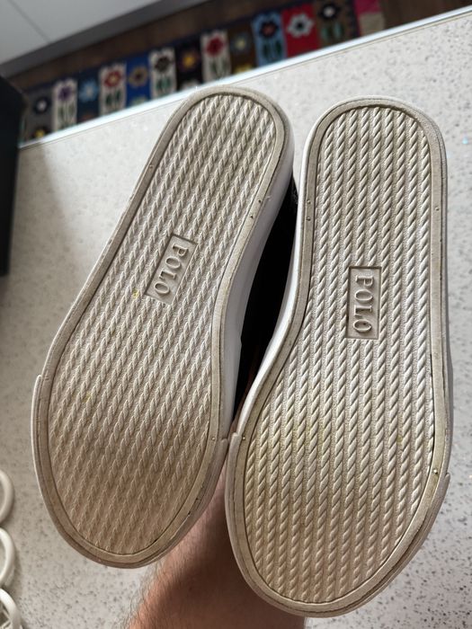 Tenesi Polo Ralph Lauren nr 34 ( 22,5 cm ) 10/10 Pret : 89 lei