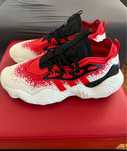 Маратонки Adidas Trae Young 3