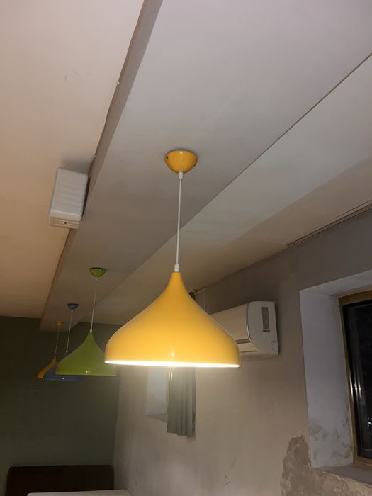 Продается люстры