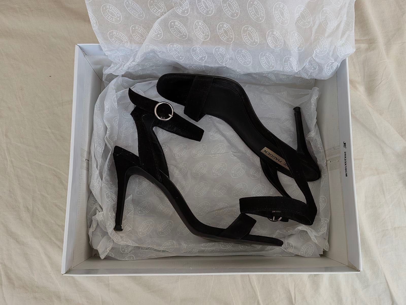 Сандали Steve Madden
