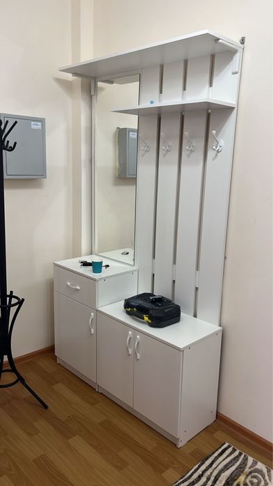 Мебель для прихожинй