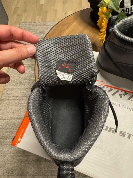 Боти за мотор A-PRO ROMA BLACK