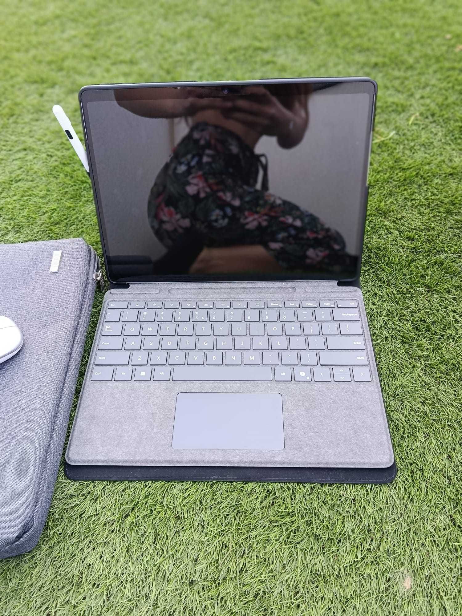 Laptop Microsoft Surface Pro 11 Snapdragon® X Plus Platinum