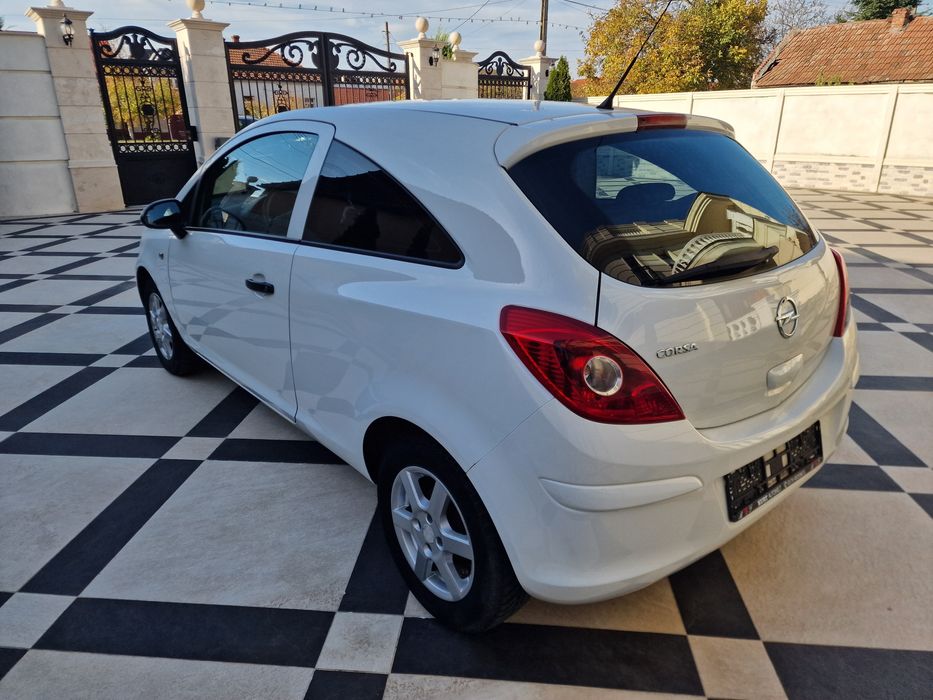 Opel Corsa Facelift 1,3 benzină euro 5 Germania
