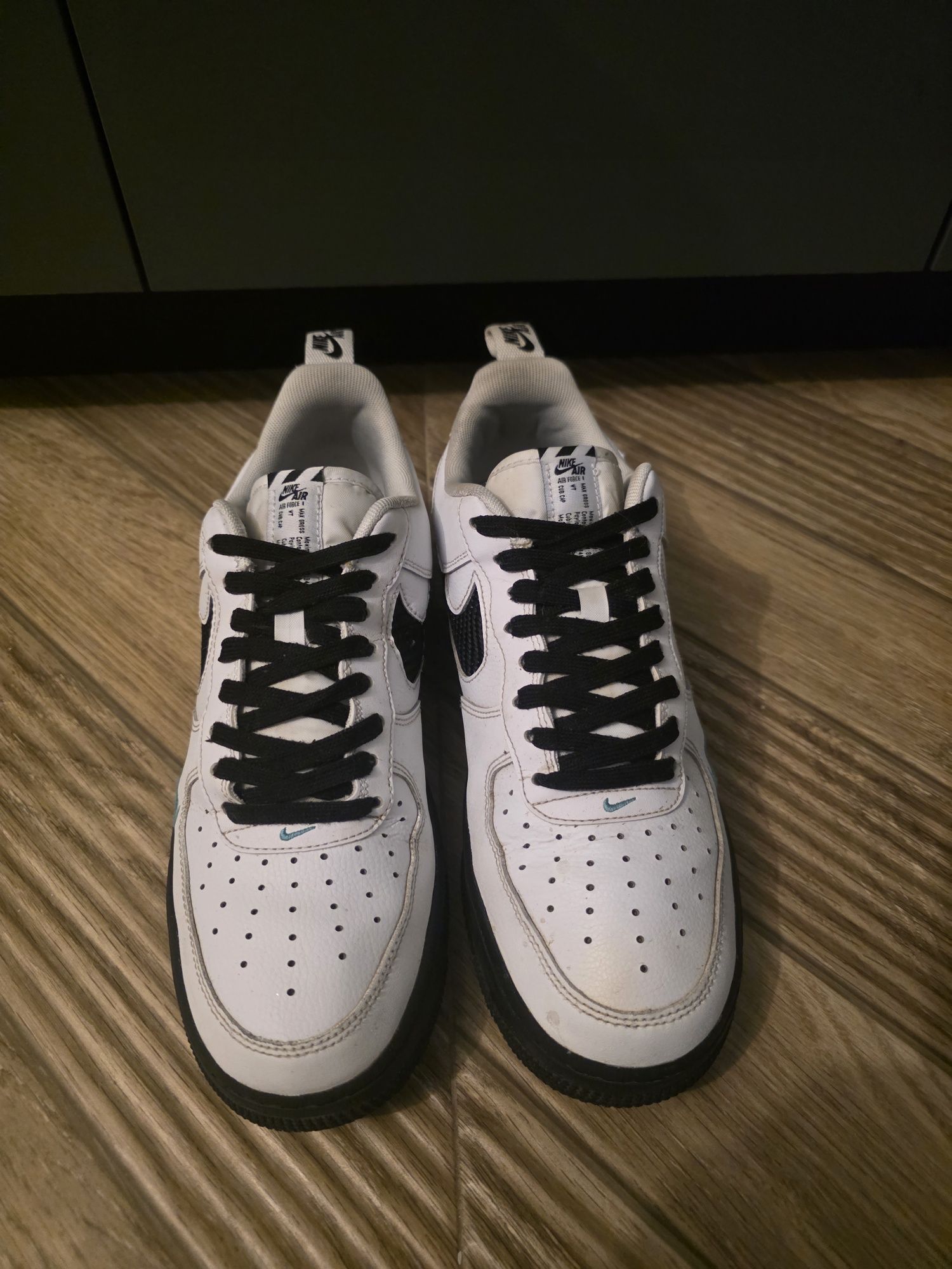 Мъжки маратонки  NIKE AIR FORCE 1 - Резервирани !