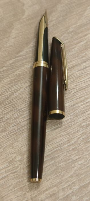Stilou Waterman Carene penita aur 18k