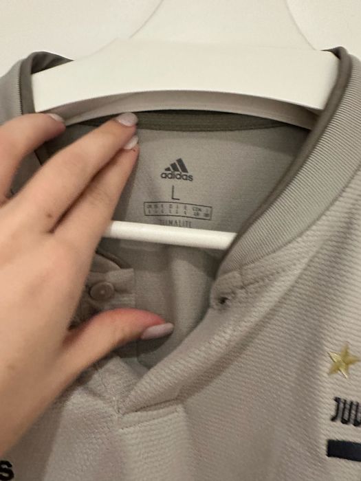 Оригинална спортна тениска Adidas Juventus, Л размер