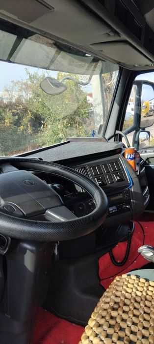 Vand asamblu volvo sau remorca albastra separat