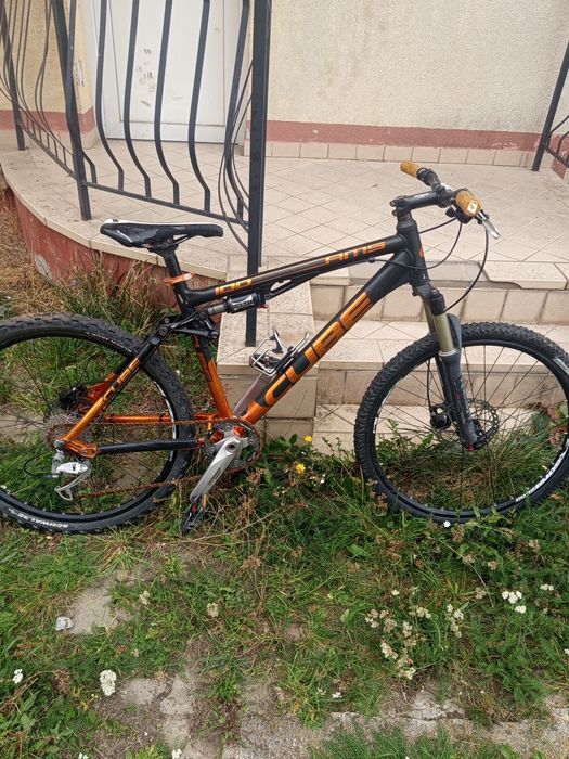 !! URGENT!!Bicicleta CUBE ams 100 full suspension