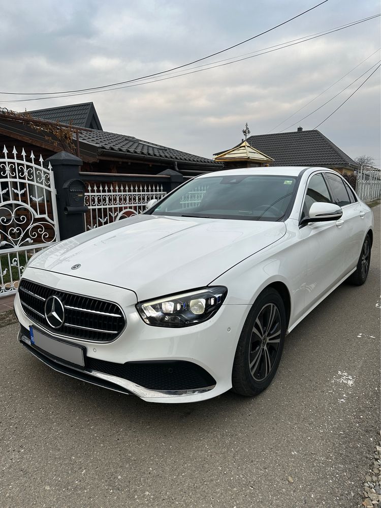 Vand Mercedes E class 200d Garanție