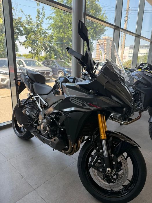 Suzuki GSX S1000GX NEW Suzuki GSX-S1000GX M5