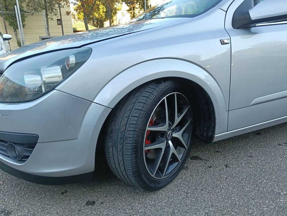 Vând Opel Astra H