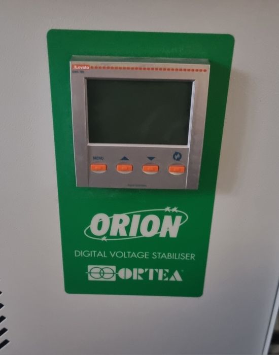 Стабилизатор 3х фазный Орион. Производство Италия. Бу. Почти новый