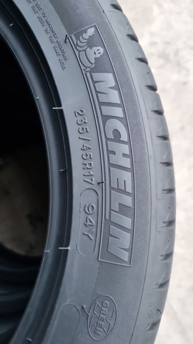 Set 4 Anvelope Michelin Primacy3  235 45 R17 Impecabile.