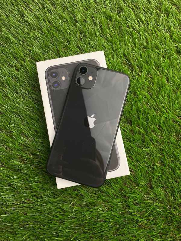 Продам или обменяю Iphone 11