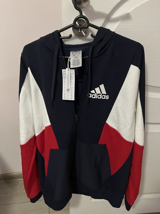 Оригинален Adidas спортен комплект