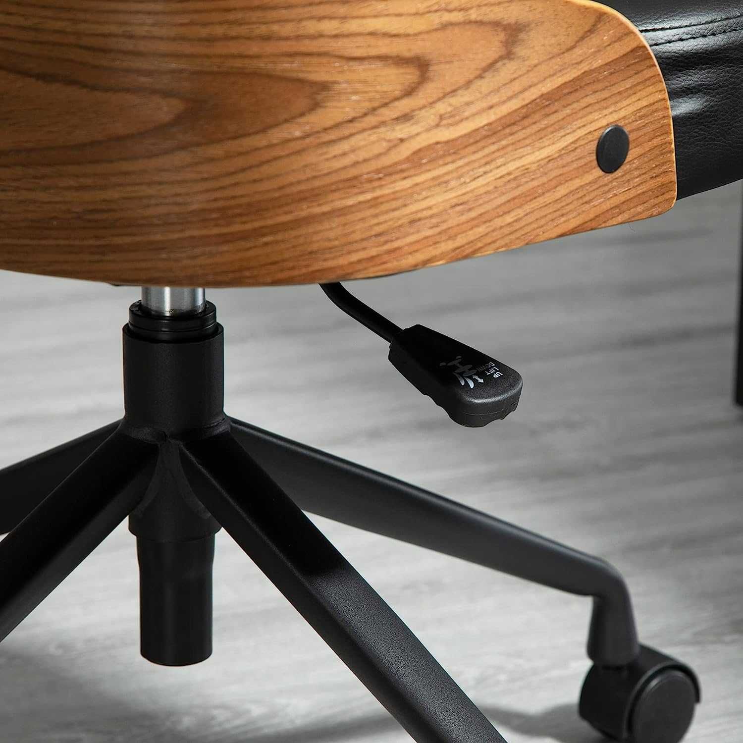 Офис стол кожен дървена облегалка Vinsetto със забележки