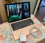 Apple MacBook Air 13 2020 M1, 8 GB, 7 core GPU, 256 GB, Gold, Като нов