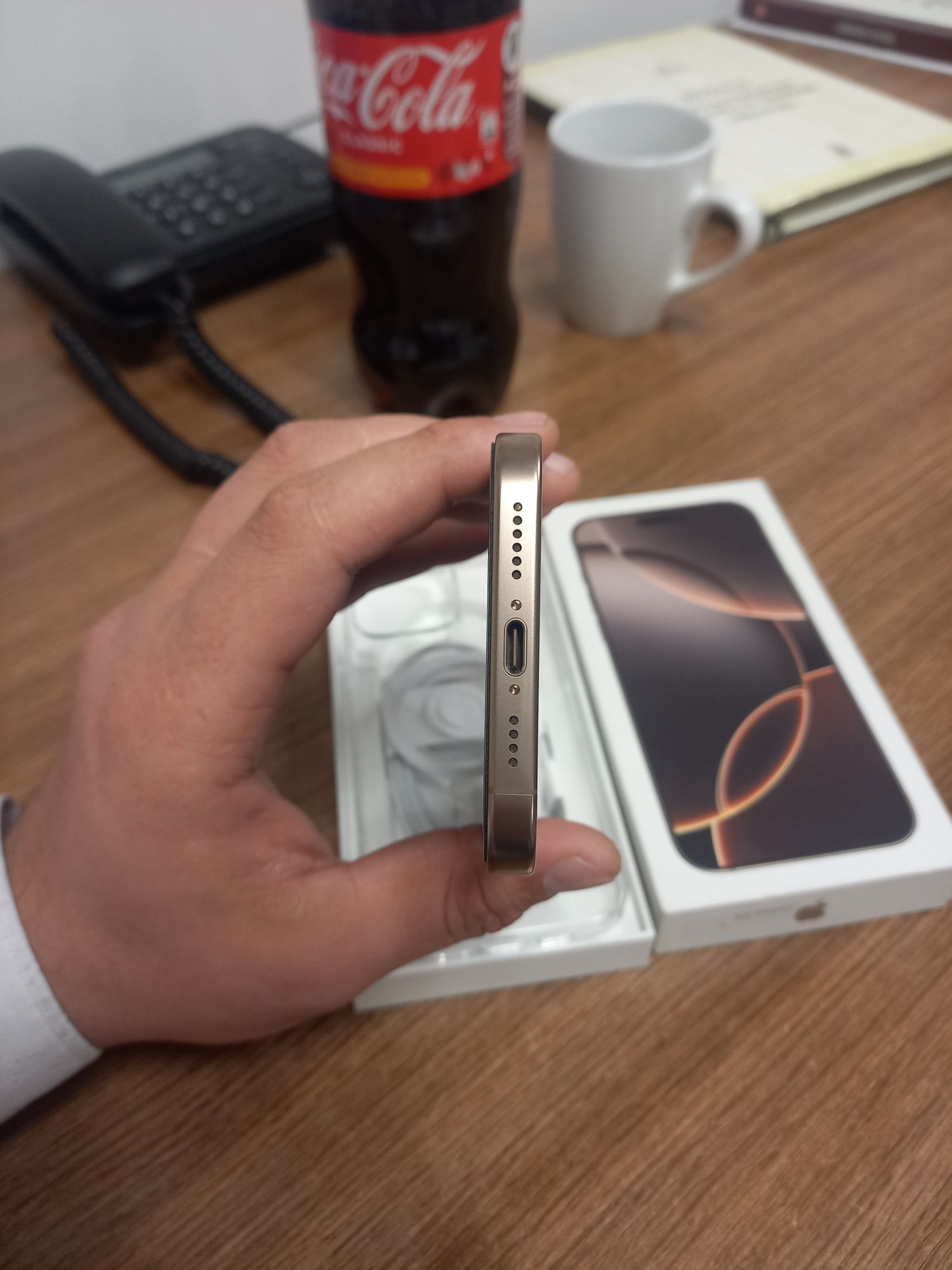 iPhone 16 Pro Max 256 85 сикл
