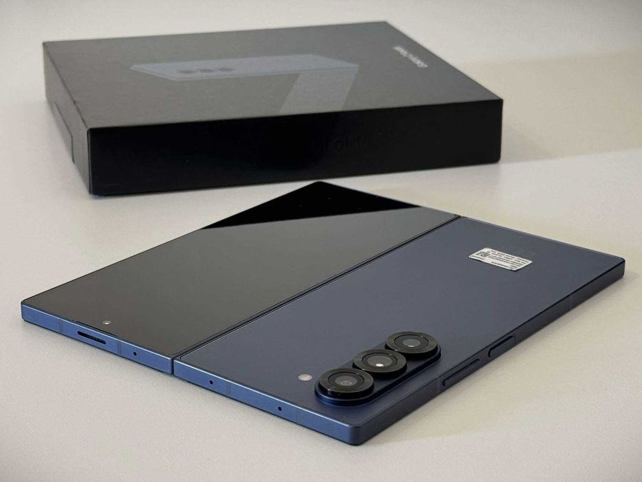 Бартер! Като НОВ! Samsung Galaxy Z Fold 6 Navy (Син)