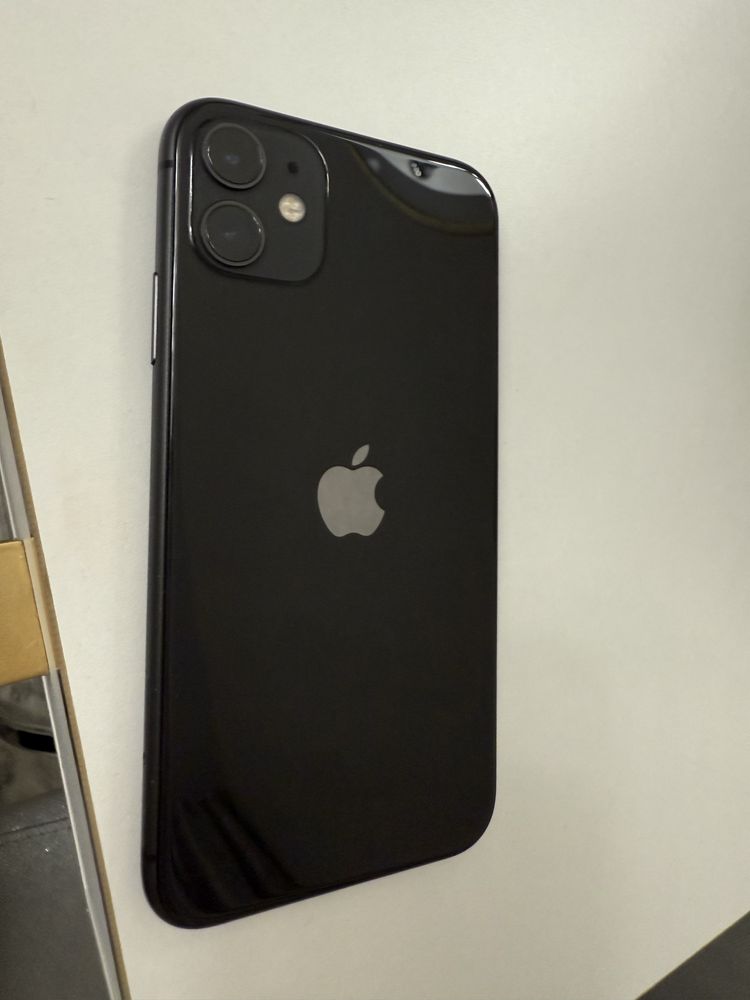 Iphone 11 64GB.