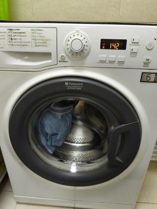 Продам стиральную машину на запчасти