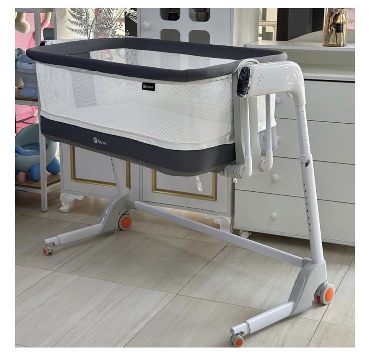 Maribel 506 электронная люлка-кплыбель для младенцев