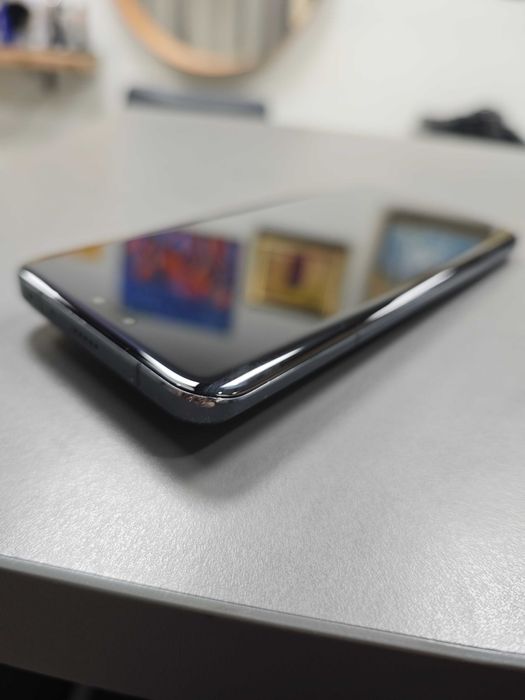 Honor Magic 6 Pro – мострен