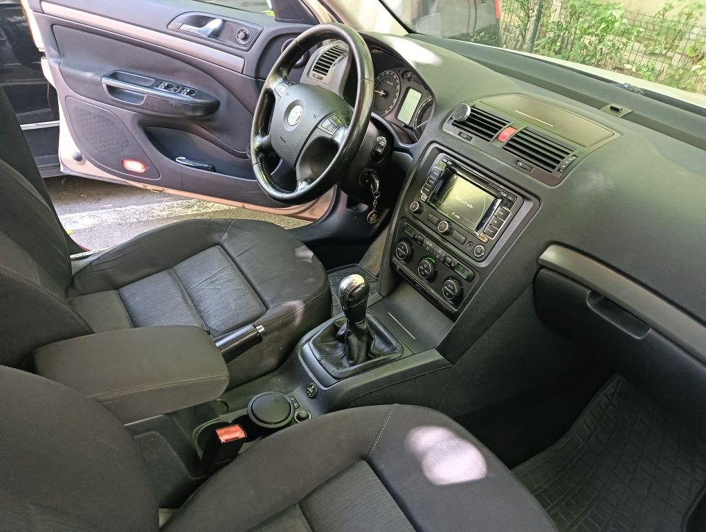 Skoda Octavia 2, 1.6 MPI +Gpl BRC