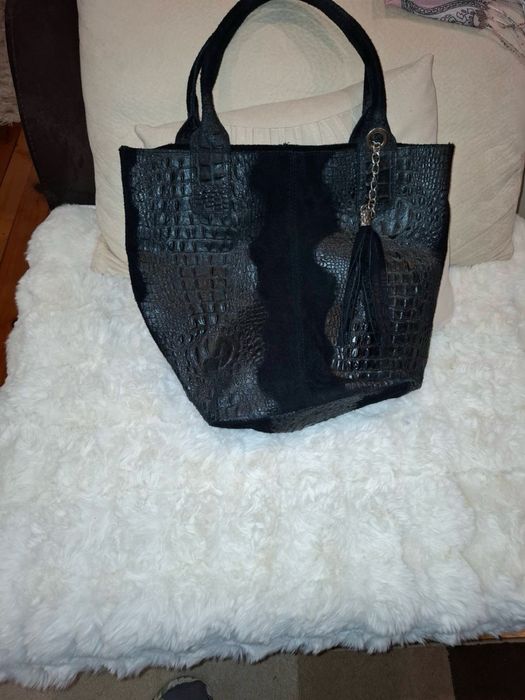 Черна дамска чанта